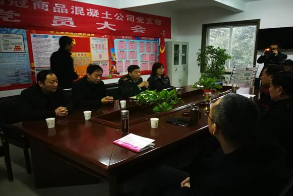 銅官區(qū)區(qū)委常委、人武部到商品混凝土公司開展專項(xiàng)督導(dǎo)工作